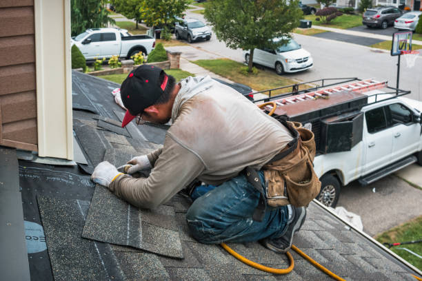 Professional Emergency Roof Repair technician working in Tappan, NY